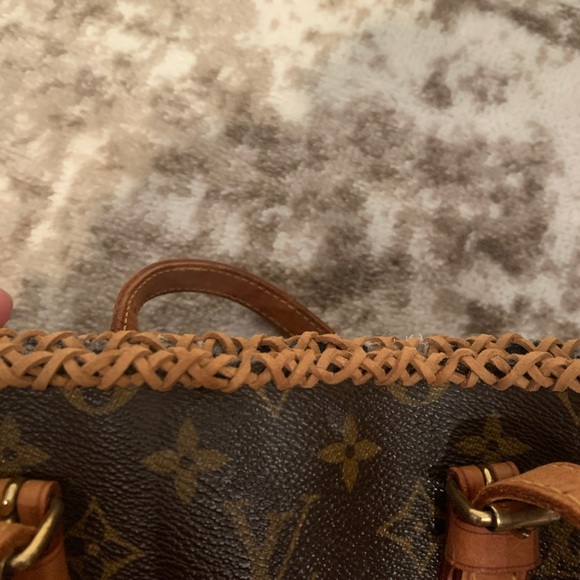 Boho Louis Vuitton Petite bucket bag - Picture 4 of 6